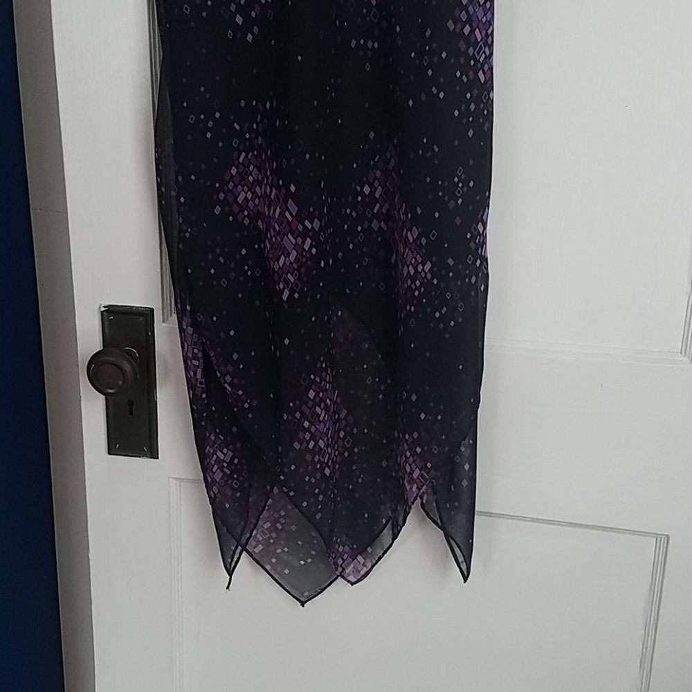Younique Boutique - Picture 4 of 4